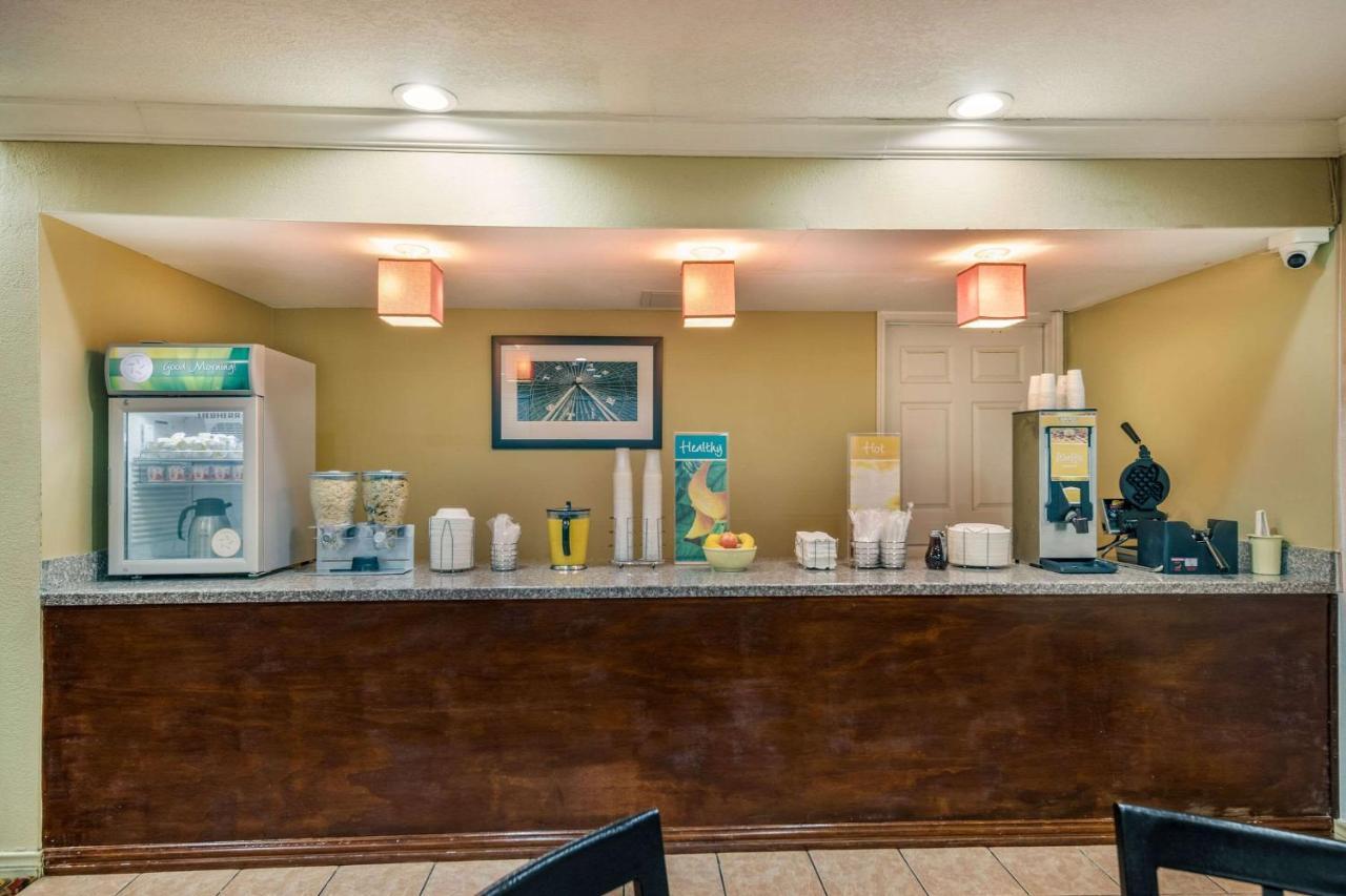 Quality Inn & Suites Garland - East Dallas Ngoại thất bức ảnh